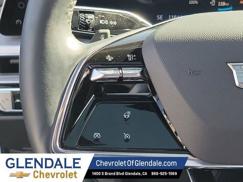 Certified 2024 Cadillac Lyriq Luxury image 33