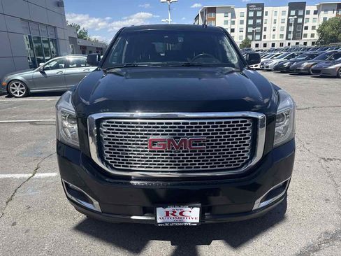 Used 2017 GMC Yukon Denali w/ Open Road Package AWD/4WD image 3