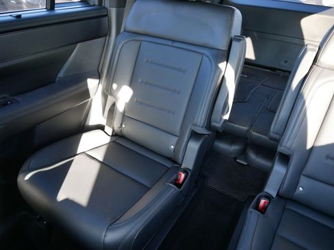 Used 2025 Hyundai Santa Fe Calligraphy image 12