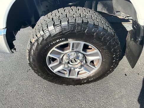 Used 2023 Ford F250 XL AWD/4WD image 10