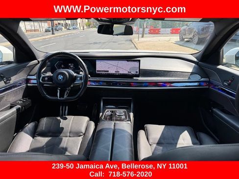 Used 2024 BMW 740i xDrive AWD/4WD image 35