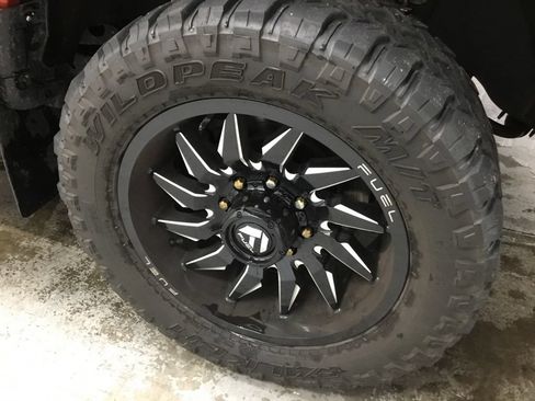Used 2021 Ford F250 XLT w/ XLT Value Package AWD/4WD image 4