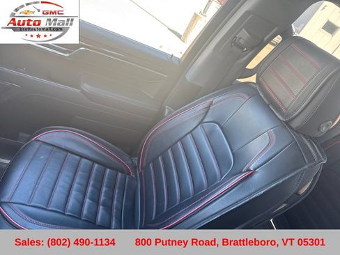 Used 2023 Chevrolet Silverado 1500 LT w/ Z71 Off-Road Package AWD/4WD image 26