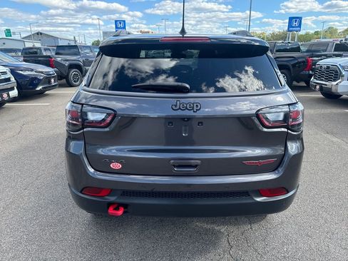 Used 2022 Jeep Compass Trailhawk w/ Trailhawk Elite Group AWD/4WD image 6