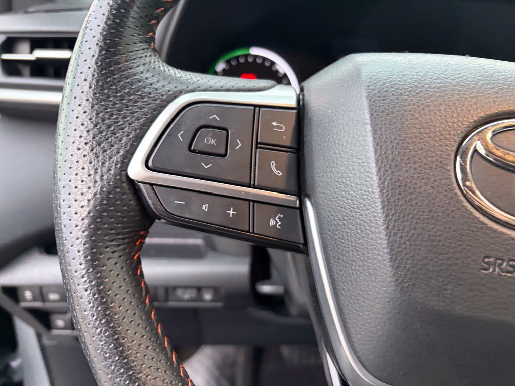 Used 2023 Toyota Sienna XSE w/ XSE Plus Package AWD/4WD image 28