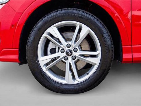 Used 2021 Audi Q3 2.0T Premium Plus AWD/4WD image 9
