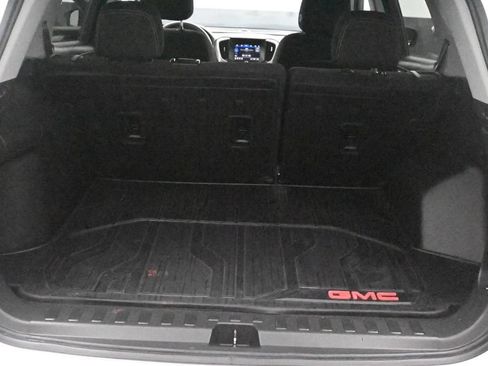 Used 2023 GMC Terrain SLE w/ Elevation Edition AWD/4WD image 15