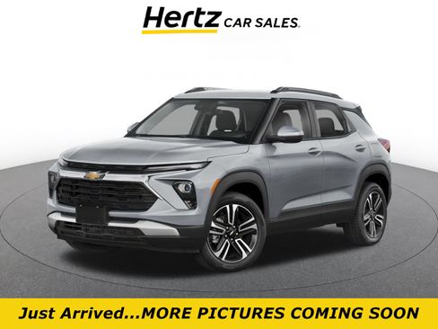 Used 2025 Chevrolet TrailBlazer LT FWD image 1