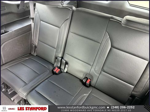 Certified 2024 GMC Yukon XL SLT w/ SLT Luxury Package AWD/4WD image 14