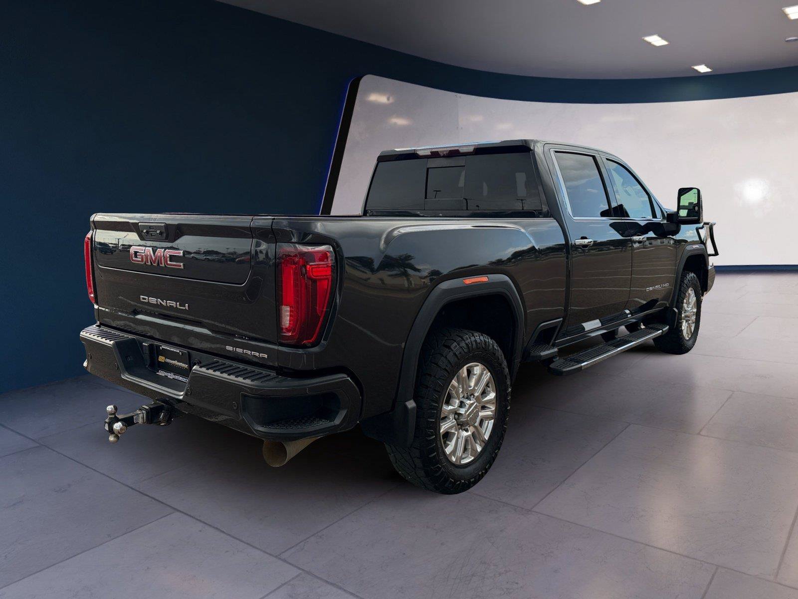 Used 2021 GMC Sierra 2500 Denali w/ Denali Ultimate Package AWD/4WD image 5