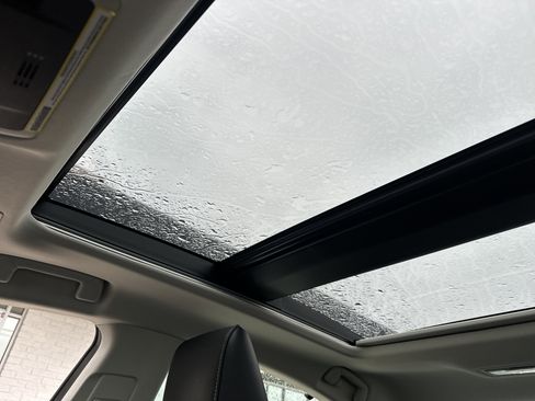 Used 2022 Lexus ES 350 Ultra Luxury image 11