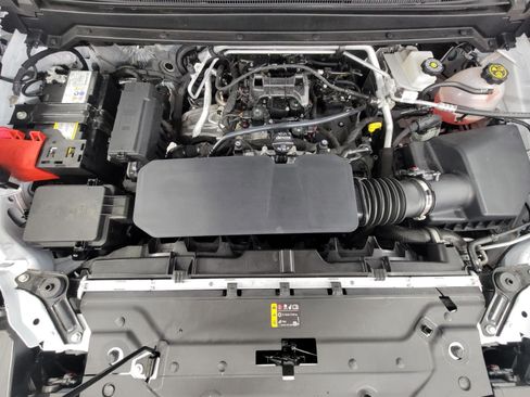 Used 2023 Chevrolet Colorado W/T RWD image 8