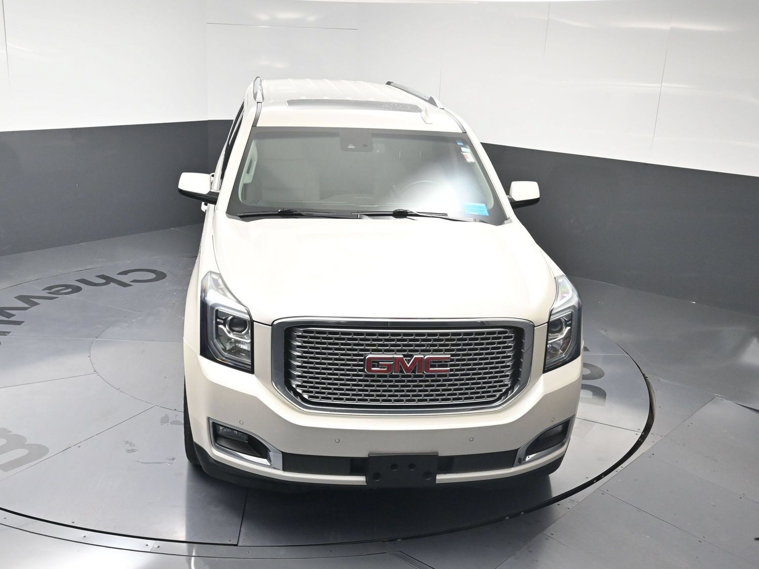 Used 2015 GMC Yukon XL Denali w/ Open Road Package AWD/4WD image 22