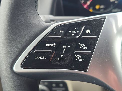 New 2026 Mercedes-Benz GLB 250 4MATIC image 41