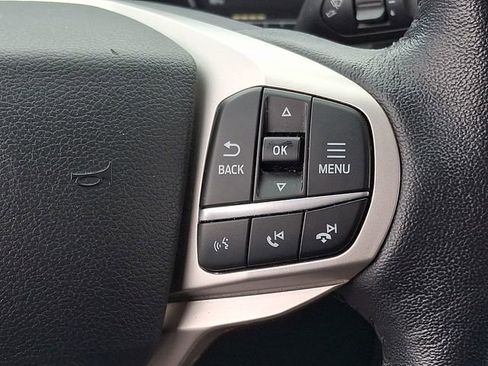 Used 2021 Ford Explorer XLT w/ Equipment Group 202A image 23