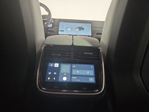 Used 2023 Rivian R1T Adventure image 28