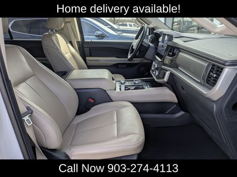 Used 2024 Ford Expedition Max XLT image 39