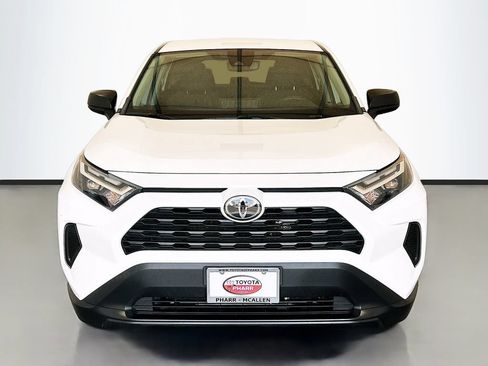 Used 2023 Toyota RAV4 LE FWD image 2