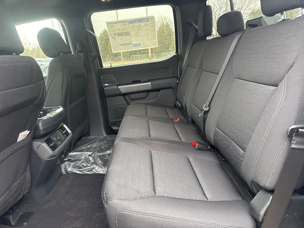 New 2026 Ford F150 XLT w/ Equipment Group 302A MID AWD/4WD image 18