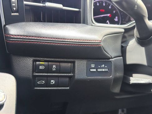 Used 2021 Toyota Avalon TRD FWD image 6
