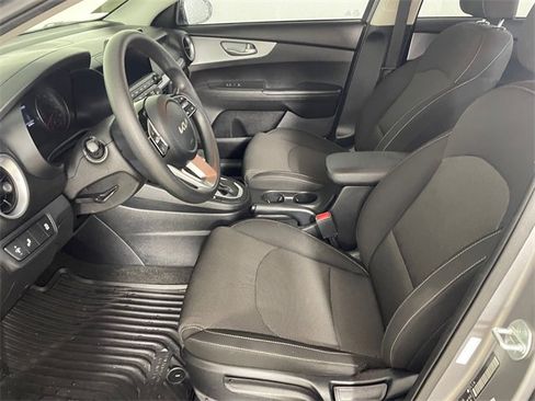 Certified 2023 Kia Forte LXS w/ LXS Technology Package image 2