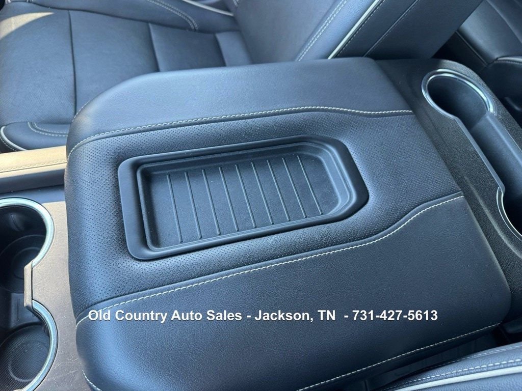 Used 2022 GMC Yukon SLT w/ SLT Luxury Package RWD image 73