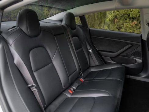 Used 2021 Tesla Model 3 Standard Range Plus RWD image 37