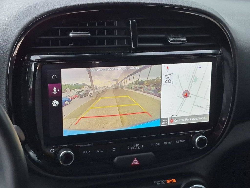 Certified 2023 Kia Soul EX FWD image 18