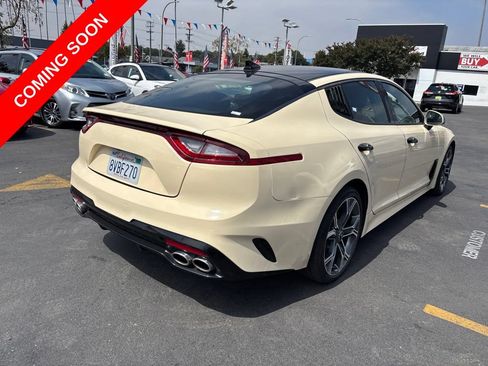 Used 2020 Kia Stinger GT2 AWD/4WD image 5