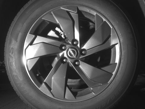 Used 2025 Nissan Rogue SV image 15