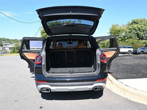 Used 2023 BMW X3 xDrive30i w/ Premium Package image 16