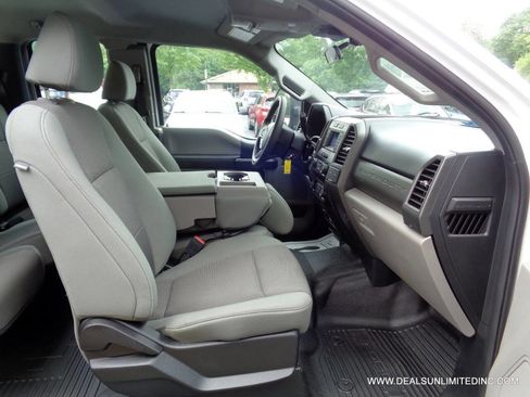 Used 2020 Ford F250 XL w/ Power Equipment Group image 23