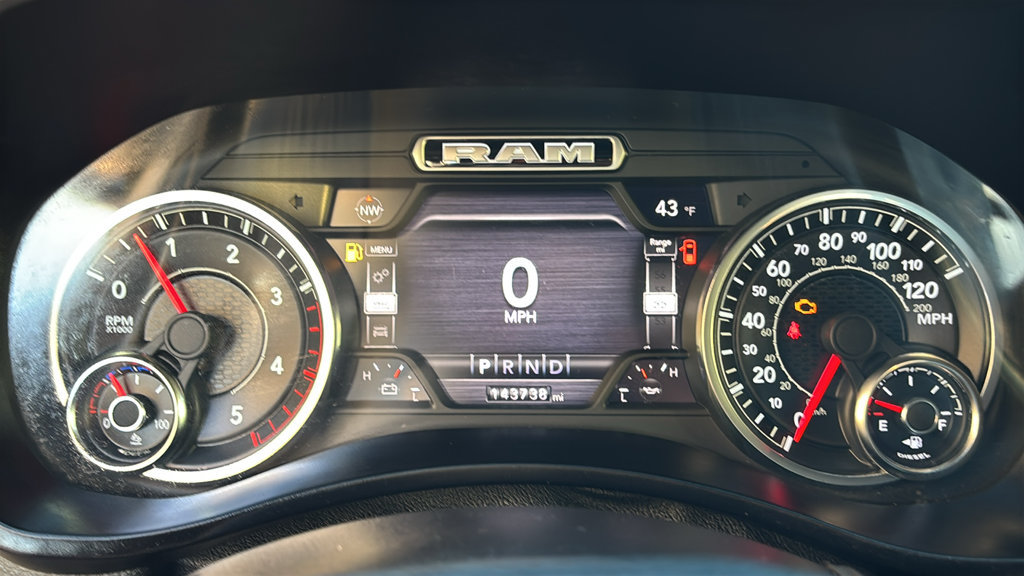 Used 2020 RAM 2500 Laramie w/ Night Edition AWD/4WD image 16
