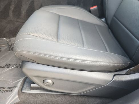 Certified 2026 Mercedes-Benz GLE 350 4MATIC image 24