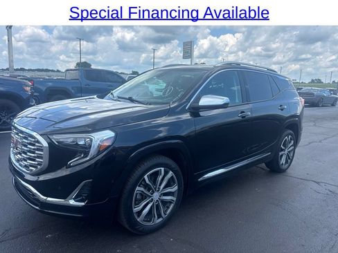 Used 2020 GMC Terrain Denali w/ Denali Premium Package FWD image 1
