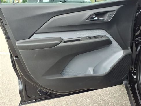 New 2027 Chevrolet Bolt LT FWD image 19