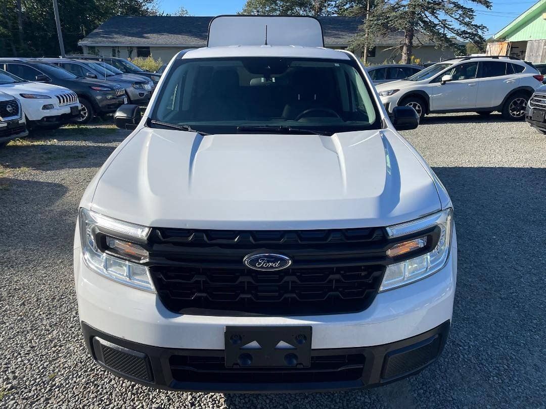 Used 2023 Ford Maverick XL FWD image 2