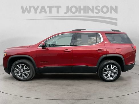 Used 2023 GMC Acadia SLT FWD image 2