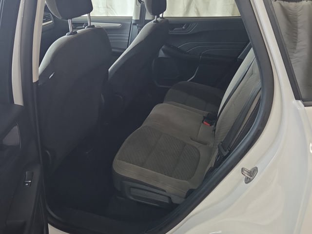 Used 2022 Ford Escape SE FWD image 11