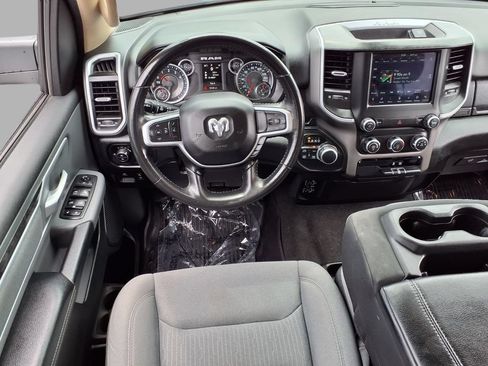 Used 2020 RAM 1500 Big Horn AWD/4WD image 4