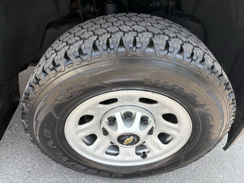 Used 2018 Chevrolet Silverado 3500 W/T w/ WT Convenience Package AWD/4WD image 10