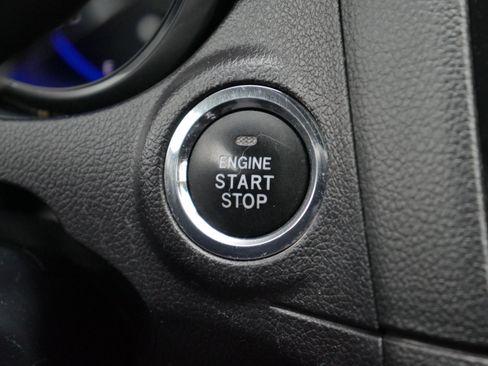 Used 2017 Subaru Outback 3.6R Limited image 9