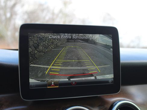 Used 2019 Mercedes-Benz GLA 250 4MATIC image 36