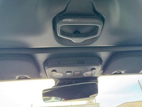 Used 2021 Ford Mustang Premium image 31