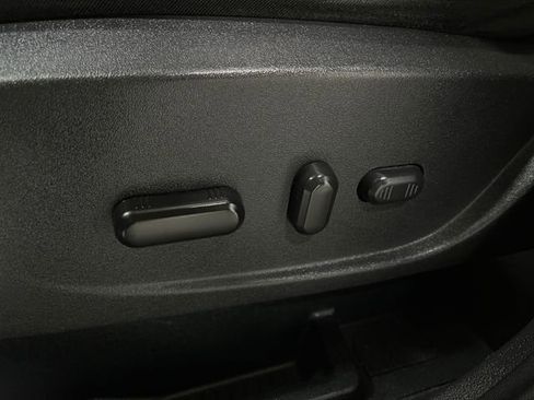 Used 2017 Ford Escape Titanium w/ Canadian Touring Package image 17