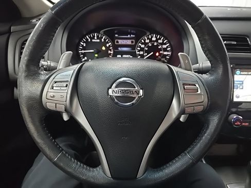 Used 2015 Nissan Altima 3.5 SL FWD image 22