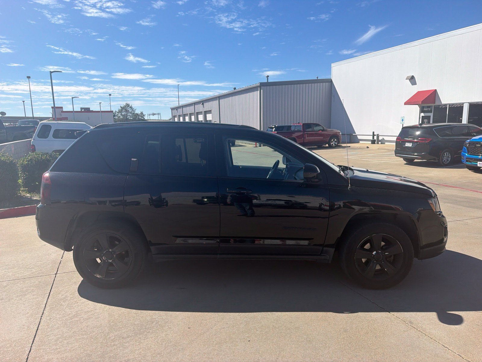 Used 2016 Jeep Compass High Altitude AWD/4WD image 4