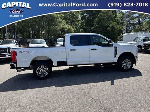 Used 2025 Ford F250 XLT AWD/4WD image 9