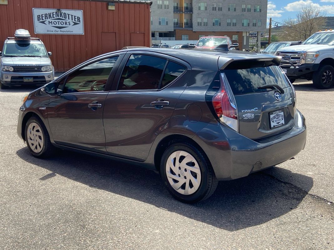 Used 2016 Toyota Prius C Two FWD image 5