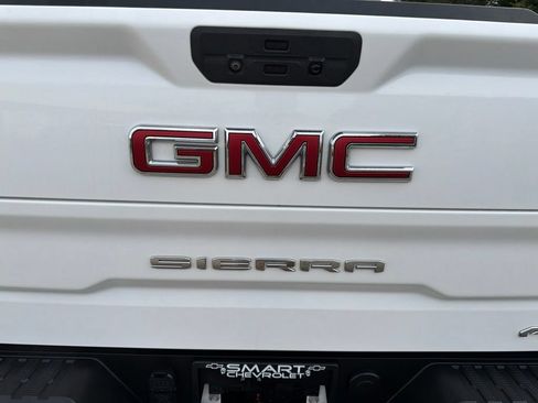 Used 2021 GMC Sierra 1500 AT4 w/ AT4 Value Package AWD/4WD image 16